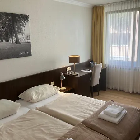 Hotel Mercedes - Self Check-In Bonn