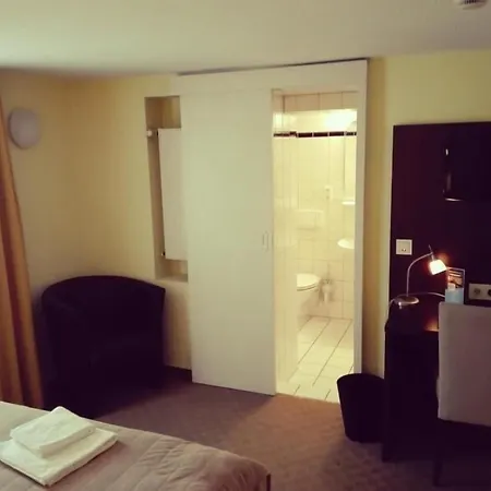 Hotel Mercedes - Self Check-In Hotel Bonn