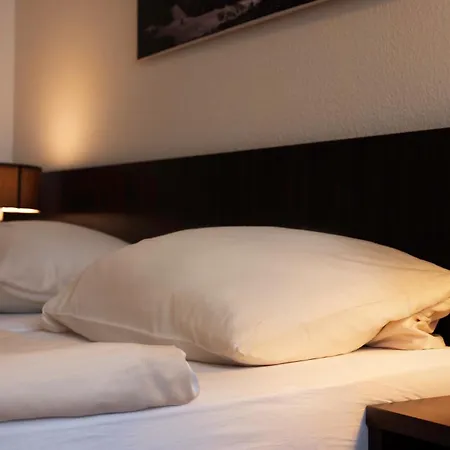 Hotel Mercedes - Self Check-In 3* Bonn