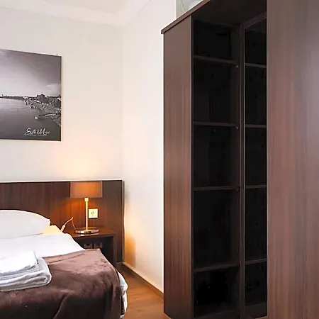 Mercedes - Self Check-in Hotel 3*